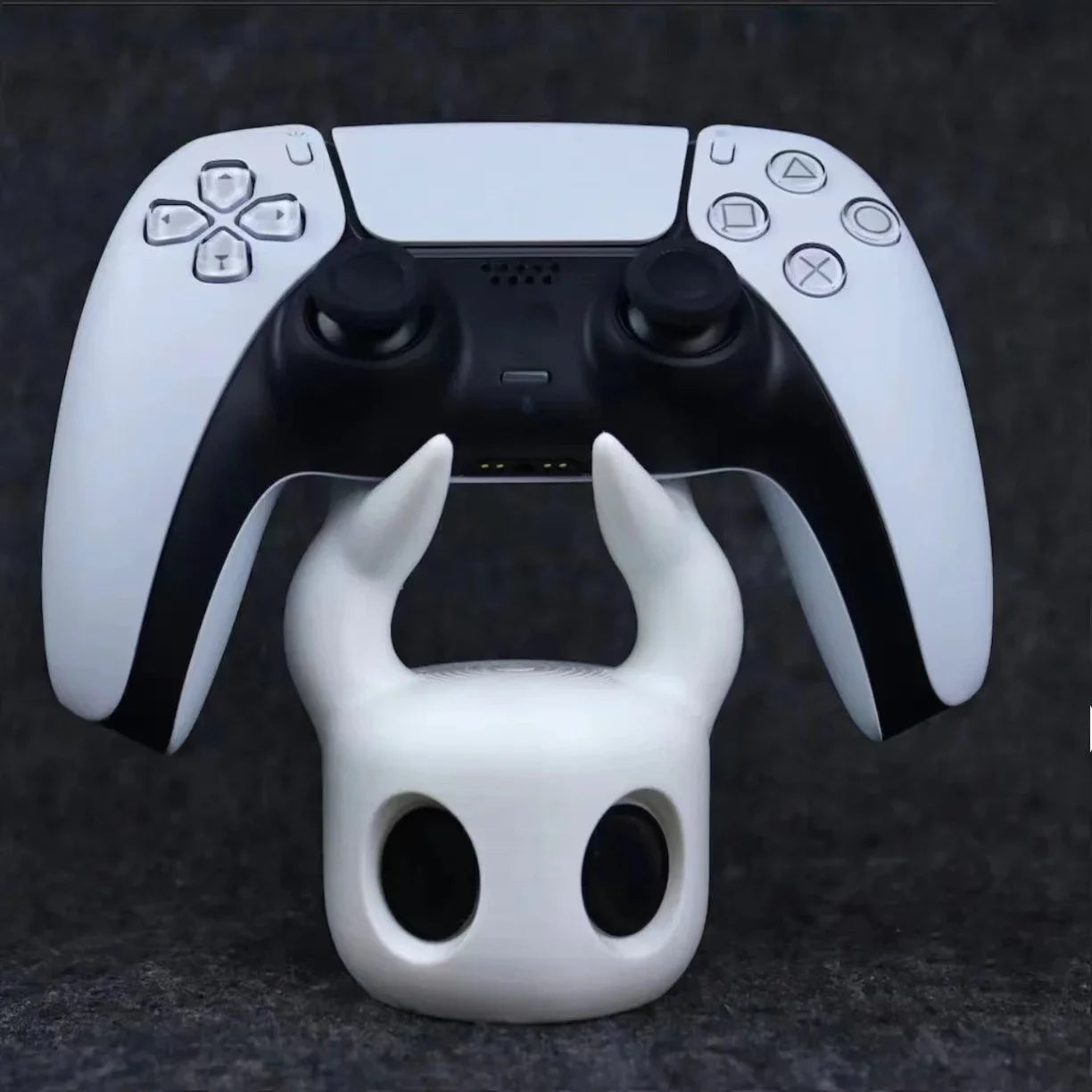 2025 New PS5 PS4 PS3 Desktop Universal Handle Stand for Xbox Game Handle Bracket for Xbox Switch Steam Handheld Storage Rack