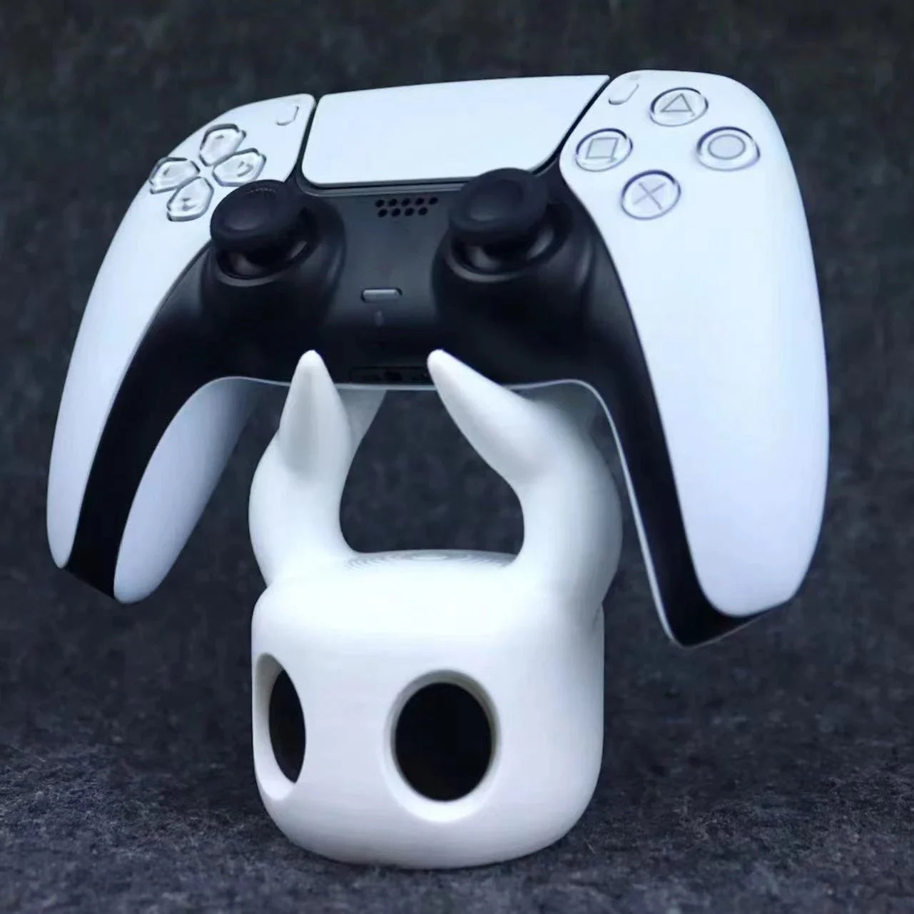 2025 New PS5 PS4 PS3 Desktop Universal Handle Stand for Xbox Game Handle Bracket for Xbox Switch Steam Handheld Storage Rack